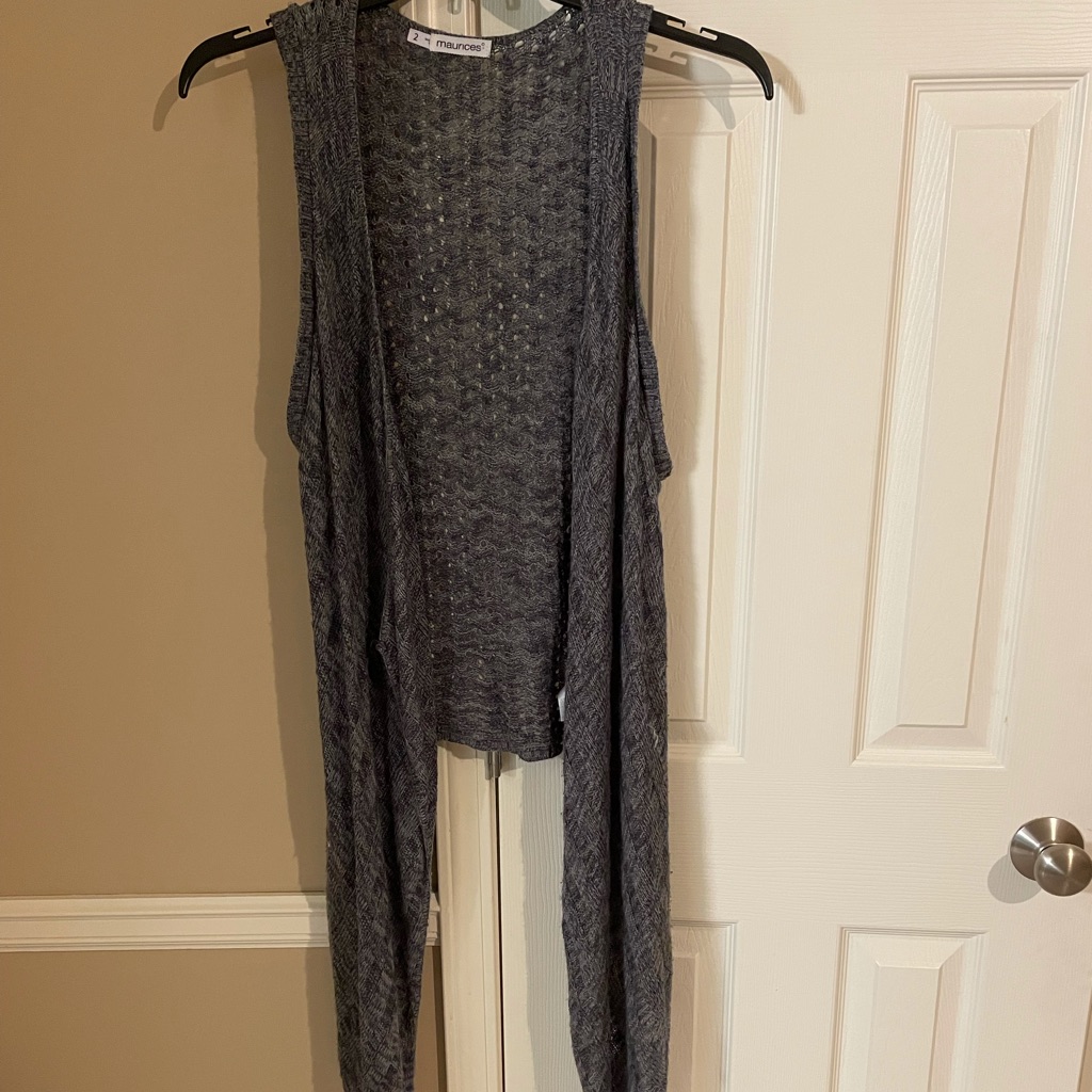 Grey High-Low Knit Vest